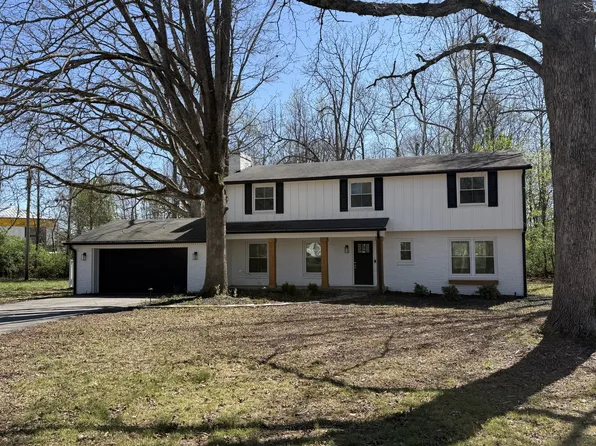 130 Wilkins Dr, Tullahoma, TN 37388