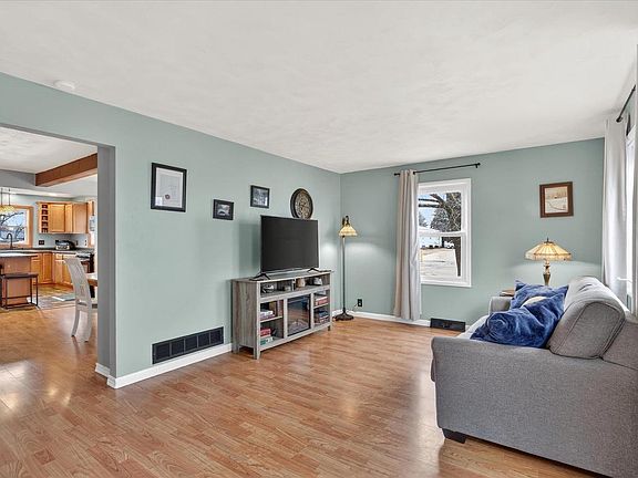 3rd image of 1104 11th Street