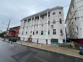 31 Greeley St APT 3R, Providence, RI 02904