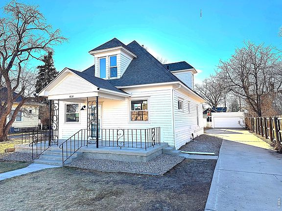3rd image of 414 Elm Ave