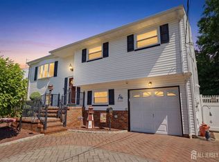 62 Pinho Ave, Carteret, NJ 07008