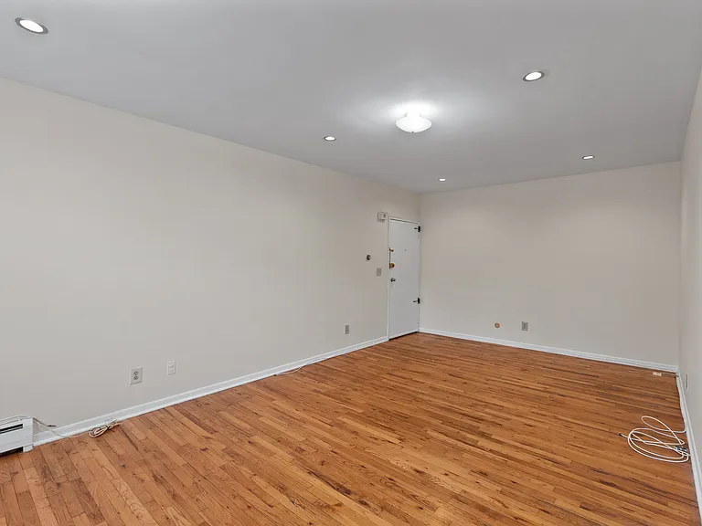 239 Crescent Ln #1 — Photo 14