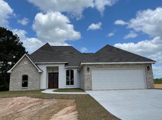 171 Anchor Lake Rd, Carriere, MS 39426