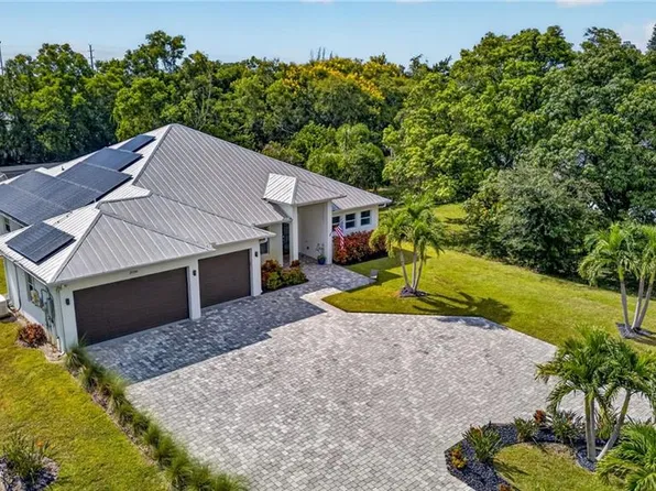 27150 Rue De Paix, BONITA SPRINGS, FL 34135