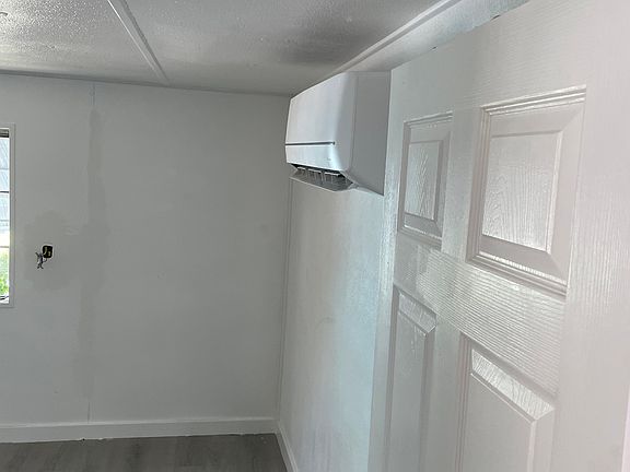 3rd image of 3108 8th Ave #2
