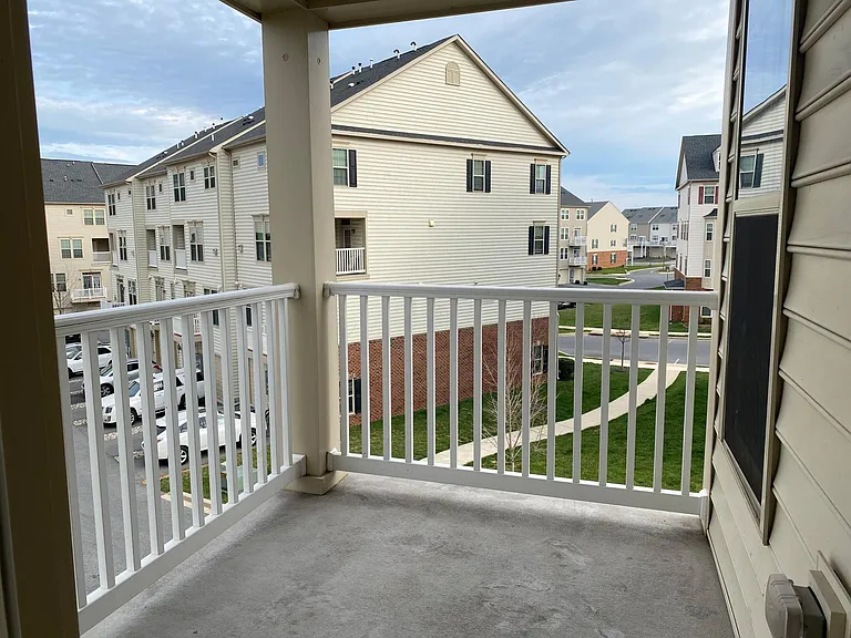 6426 Walcott Ln — Photo 24