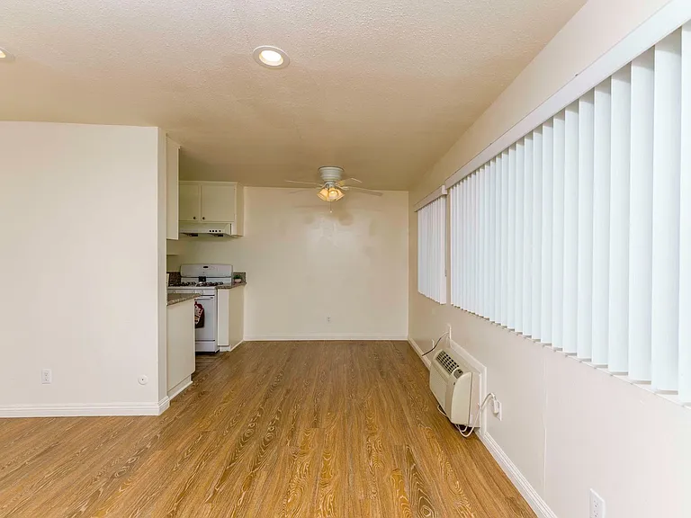 9000 E Fairview Ave — Photo 2