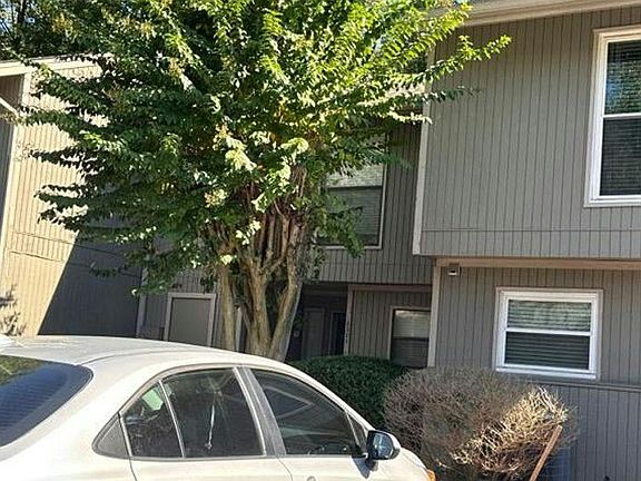 2nd image of 3564 Splinterwood Rd