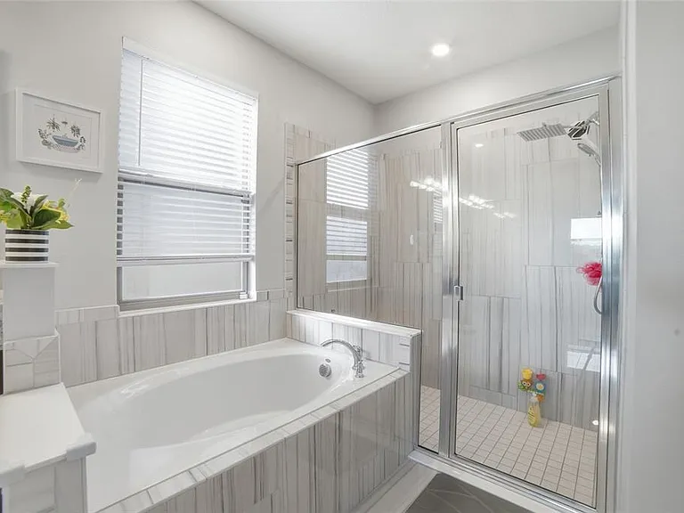 1461 Clear Brook Pl — Photo 9