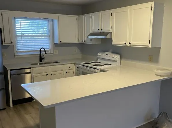 415A 10th Ave S, Myrtle Beach, SC 29575