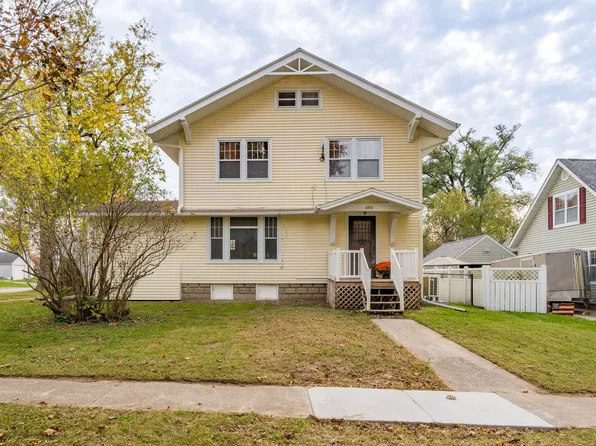 404 W 6th St, Wilton, IA 52778