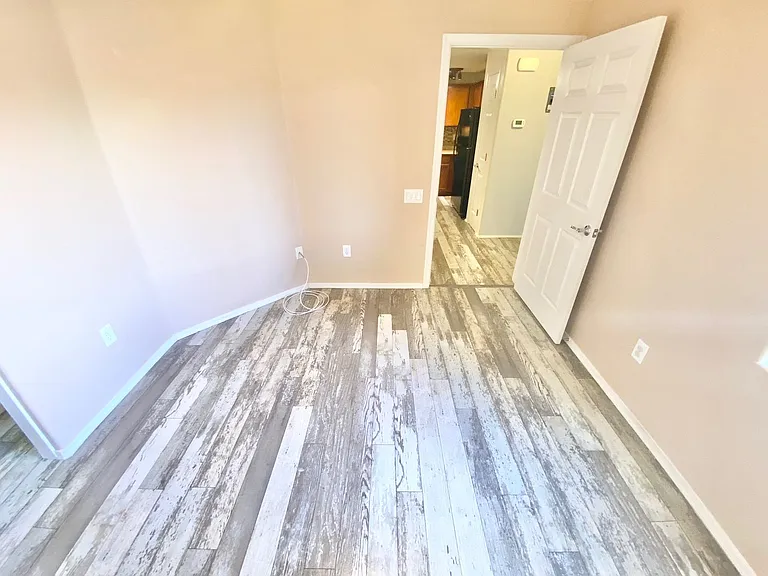 6868 Sky Pointe Dr #1035 — Photo 10