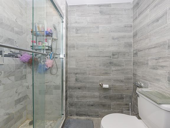 4th image of 9820 Mill Dr W APT E2