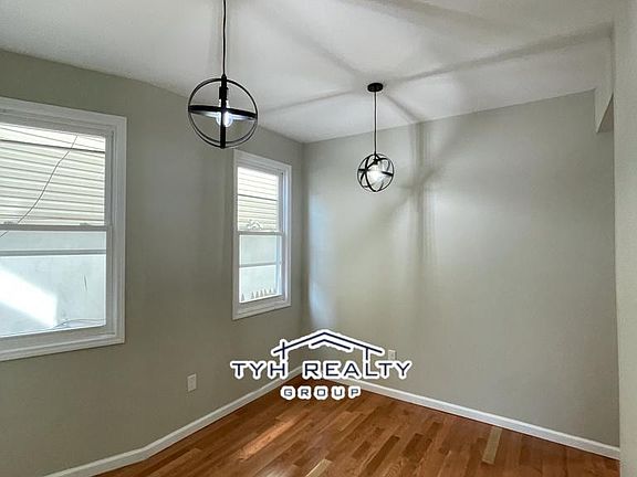 3rd image of 45 E Kinney St #1