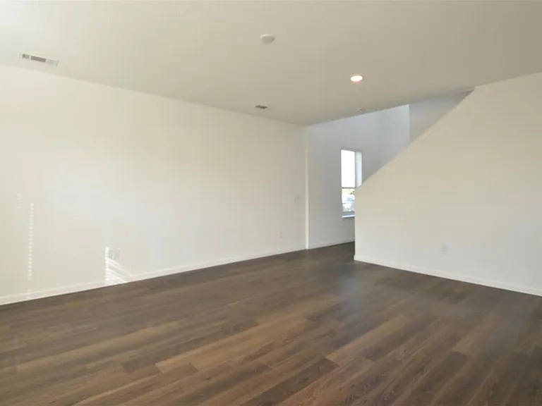 16412 Big Hickory Dr — Photo 6
