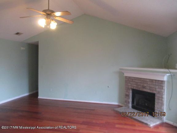 2nd image of 1100 Meadows Lake Cir W
