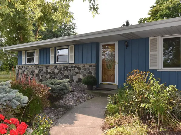 10021 7 Mile ROAD, Caledonia, WI 53108