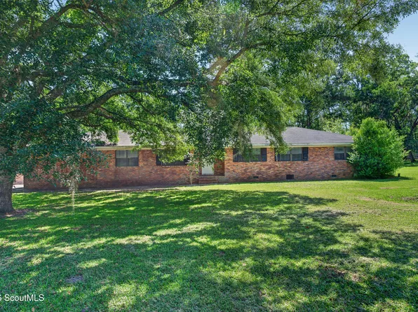 1384 Highland Dr, Waycross, GA 31503