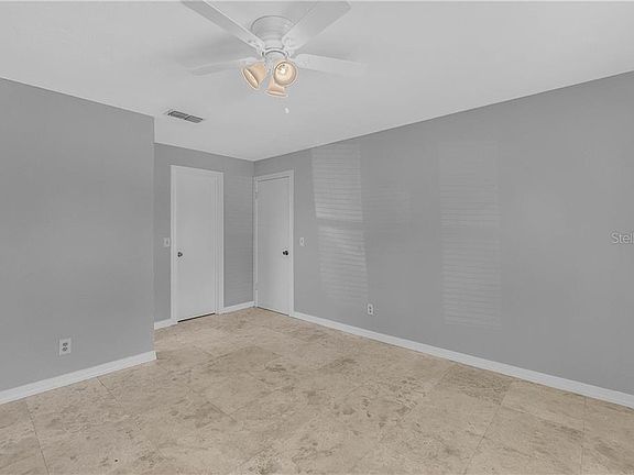 3rd image of 2529 Sunfish St #4