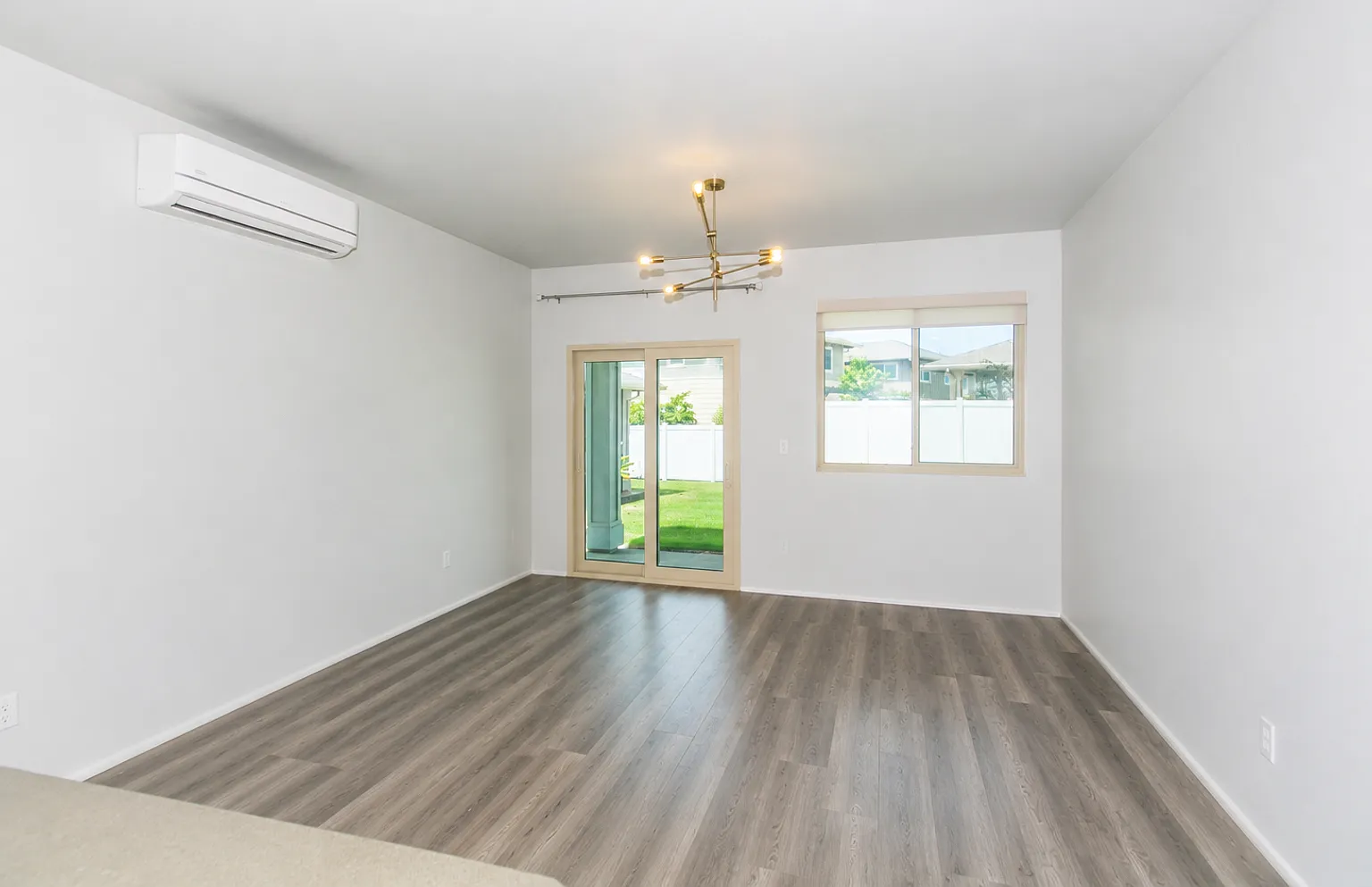 Ho'opili single level home — Photo 3