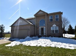 790 Andover Cir, Broadview Heights, OH 44147