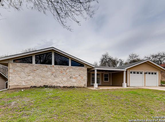 2nd image of 2115 Cross Key Dr