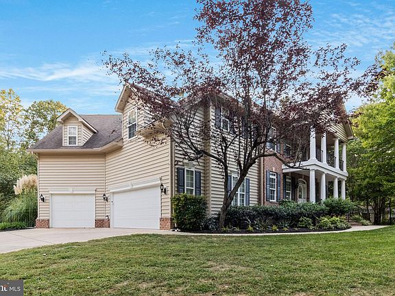 4th image of 23632 Kingston Shores Ln