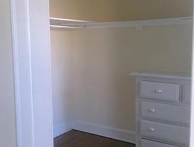 6350 N Wayne Ave #104 — Photo 6