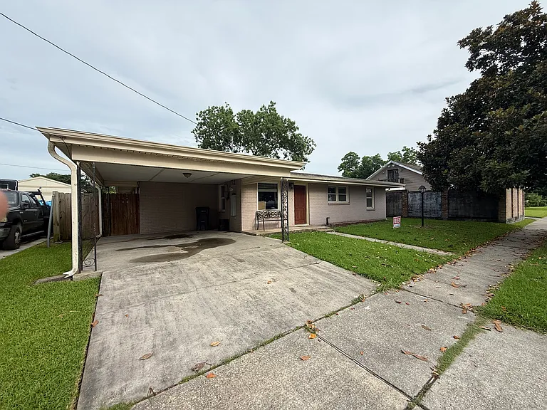 2409 Pecan Dr — Photo 12