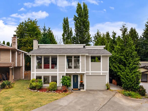 1120 Wallace Ct, Coquitlam, BC V3C 4X4