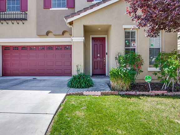 5th image of 862 La Crescent Pl