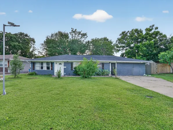 1029 S Bryan St, Mesquite, TX 75149
