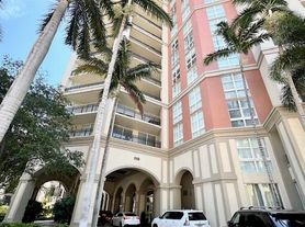 550 Okeechobee Blvd