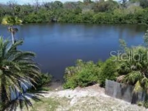 6981 Edgewater Dr #40, New Pt Richey, FL 34652