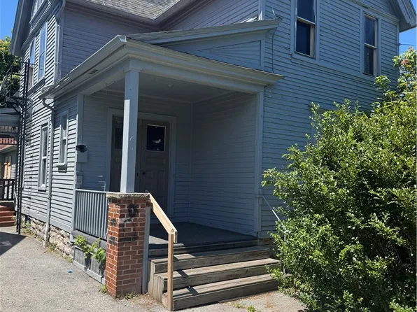 61 Sander St, Rochester, NY 14605