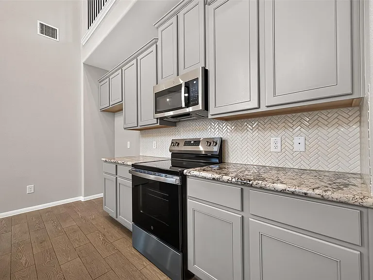 30359 Limber Pines Dr — Photo 23