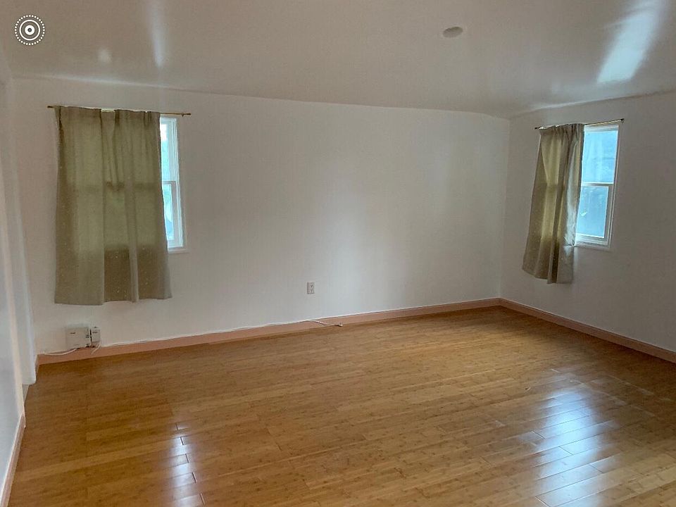 1st image of 19704 58th Ave #2FL