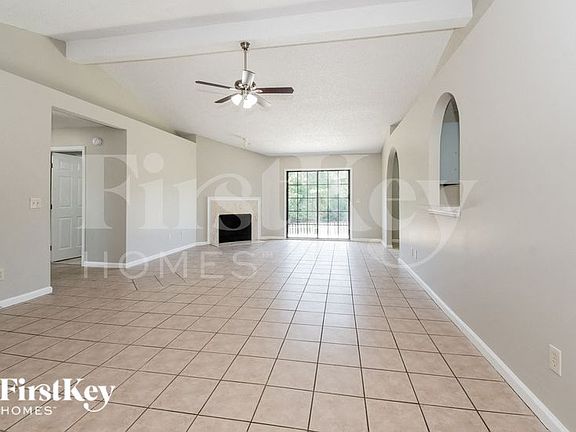 5th image of 8330 Rocky Creek Dr