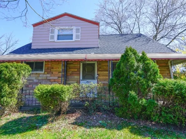 7 Elaine Rd, East Brunswick Twp., NJ 08816
