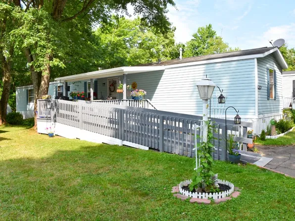 10329 Circle W, Meadville, PA 16335