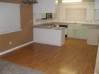 2nd image of 1456 Genevieve Dr