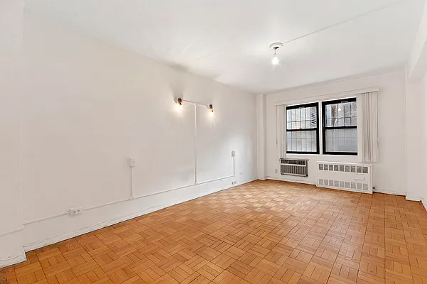 Sold by Corcoran | media 14