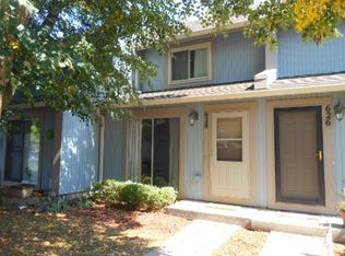 628 Dove Ct, Grayslake, IL 60030