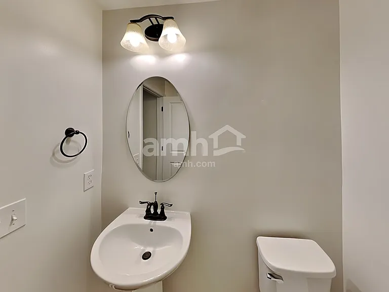2215 Ambergate Dr — Photo 22