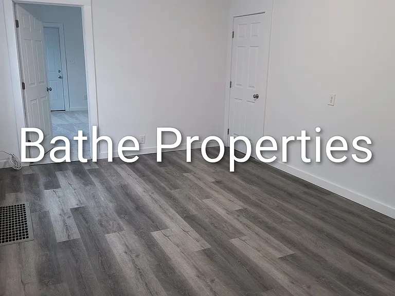 1440 Shuler Ave #1 — Photo 5