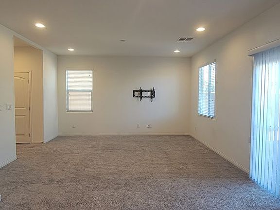 4th image of 8772 Belle Castle Ct