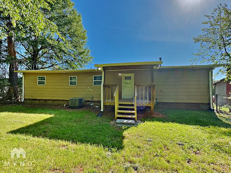 10122 Allen Dr SW — Photo 16