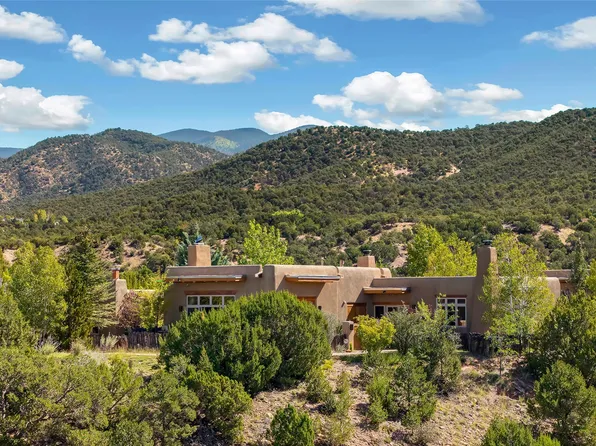 11 Pulitzer Trl APT F, Santa Fe, NM 87506