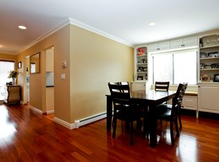 229 Tree Top Cres, Pt Chester, NY 10573