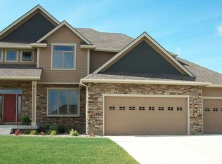 2405 SW 36th St, Ankeny, IA 50023